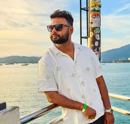 Vaishya Titans owner